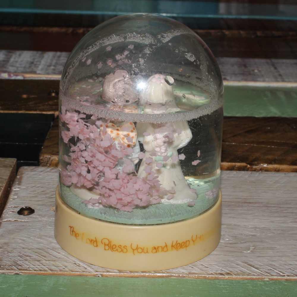 Precious Moment's Wedding Globe With Floating Pink Stars
